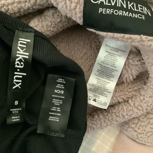 Calvin KLINE crop sweater. - Picture 7 of 7